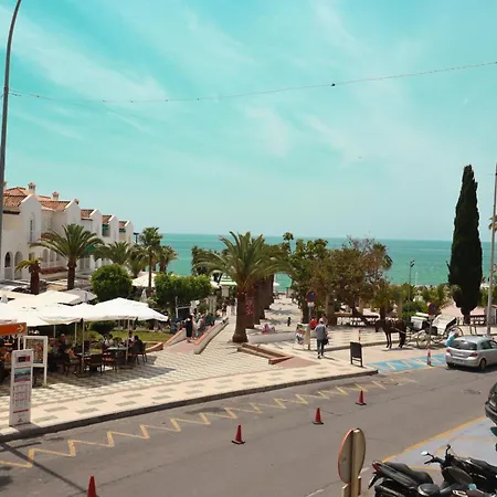 Torrecilla Con Vistas Al Mar Y Piscina *